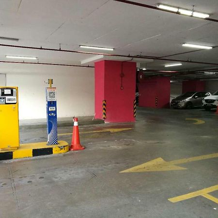 Vince'S Icity Soho Homestay Water Park Red Carpet Shah Alam Light City Central Exteriör bild